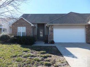 2219 Benjamin Dr, Carthage, MO 64836