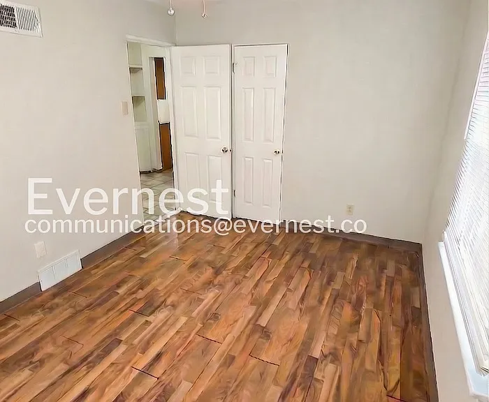 9717 Dennis Dr — Photo 13