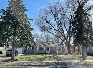 7087 Spencer St, Omaha, NE 68104