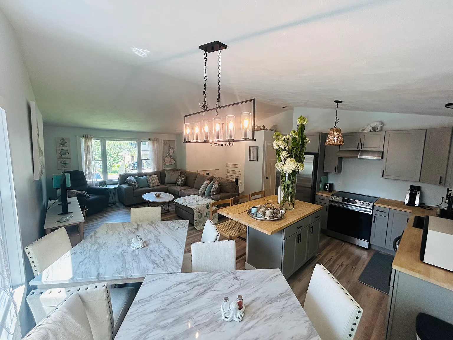 3 bed, 1988 sqft, $3,500 — Photo 4