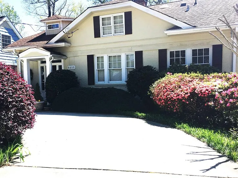 2111 Fairhaven Cir NE #UPSTAI — Photo 1