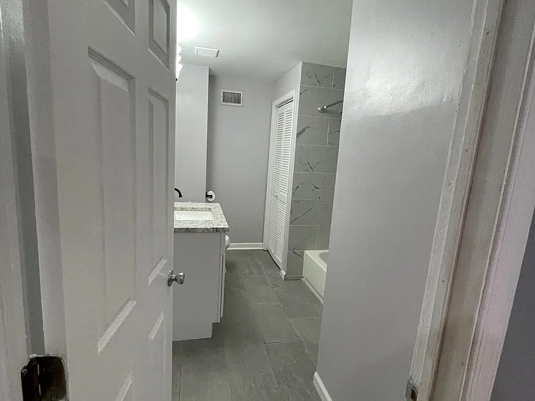 304 Georges Rd #A1 — Photo 3