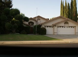 10008 Single Oak Dr, Bakersfield, CA 93311