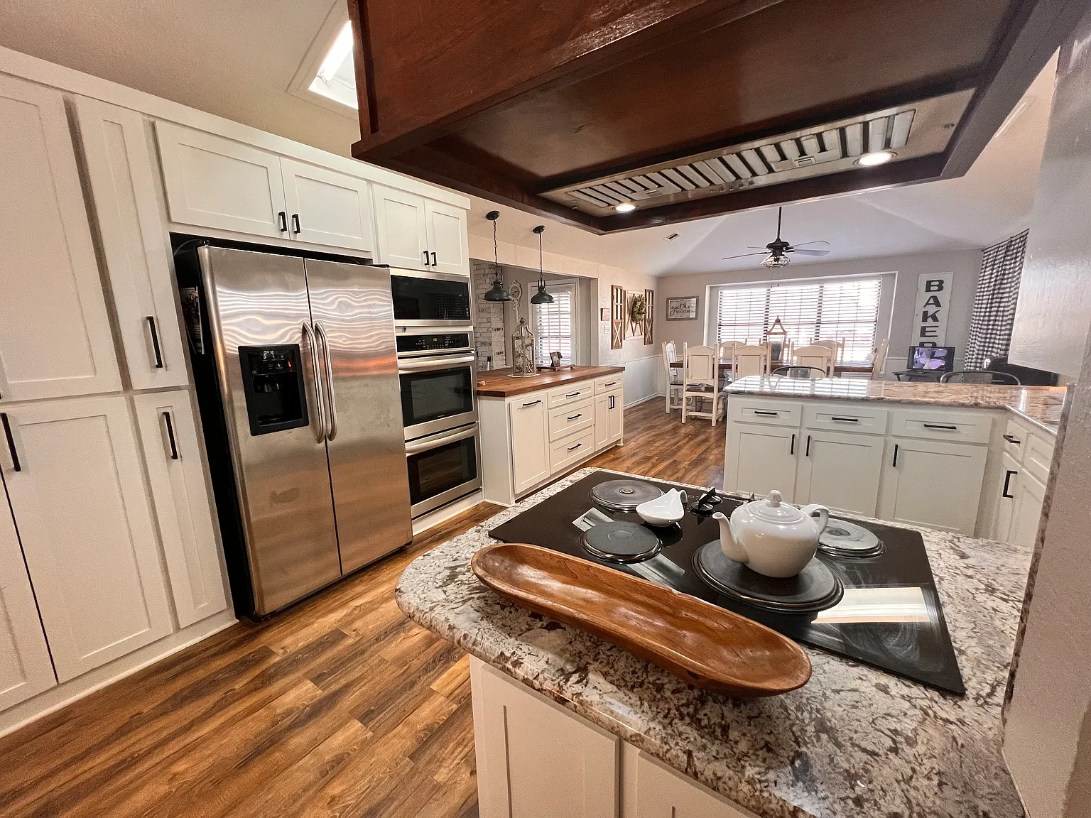 1011 Hilltop Rd — Photo 1