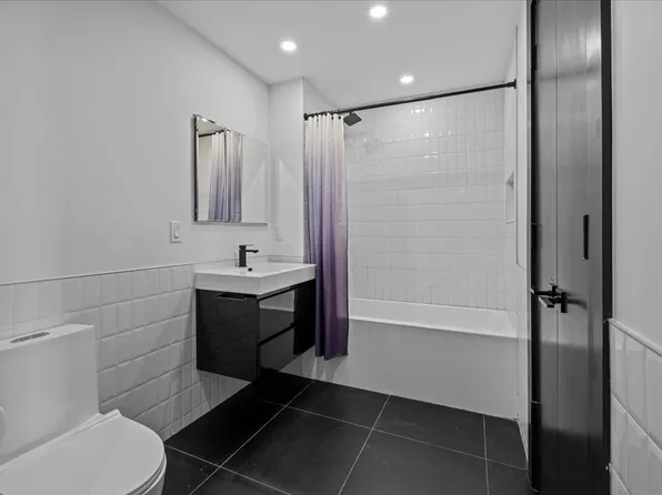 458 East 25th Street image 8 of 13