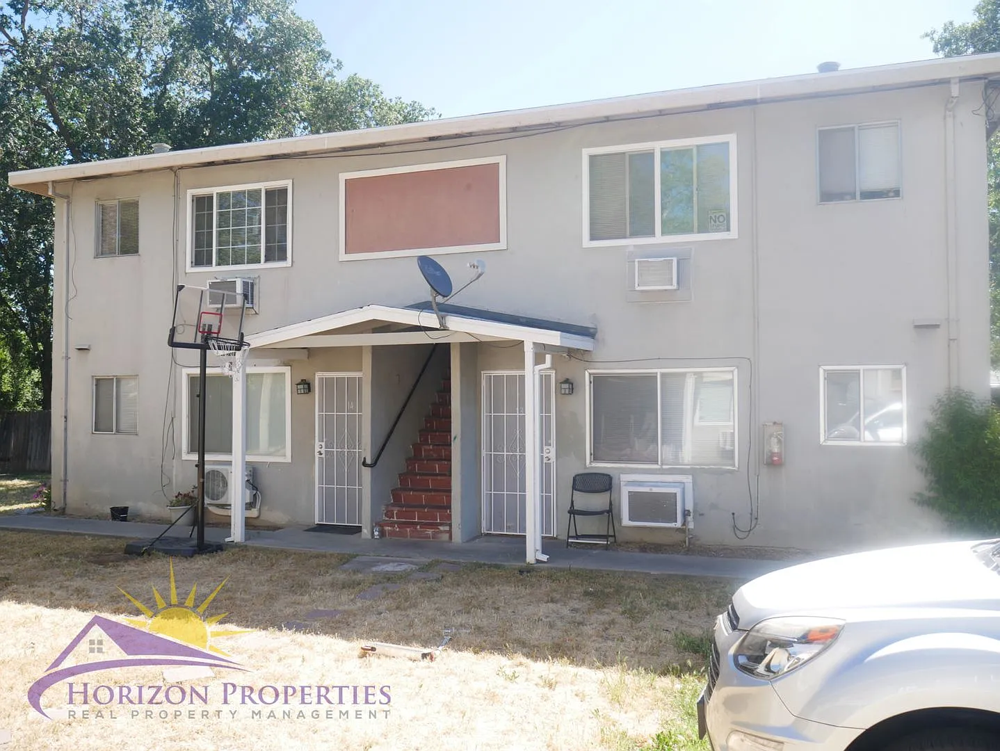 Cozy 1 Bed 1 Bath 700sqft Fourplex in North Sacramento — Photo 4