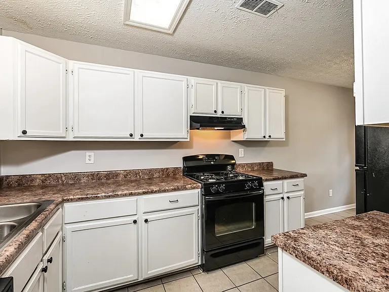 2085 Corners Circle Trce — Photo 8