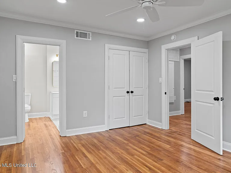 1112 Meadowbrook Rd — Photo 17