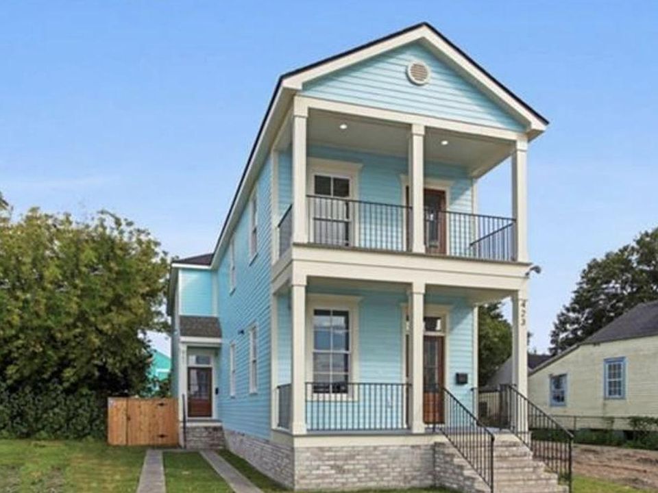 1st image of 423 Alabo St #A