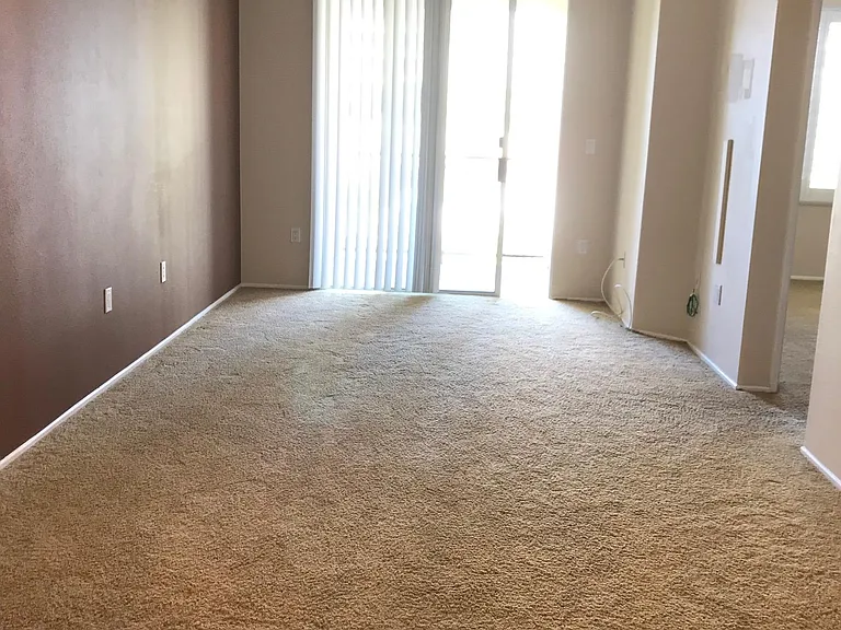 2409 Watermarke Pl — Photo 5