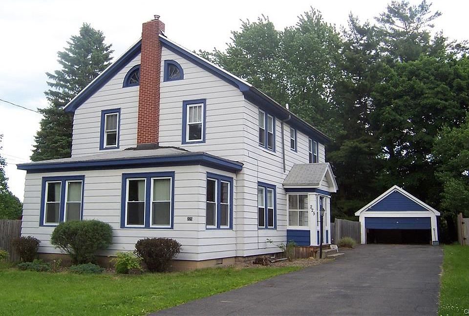1st image of 225 Melbourne Ave