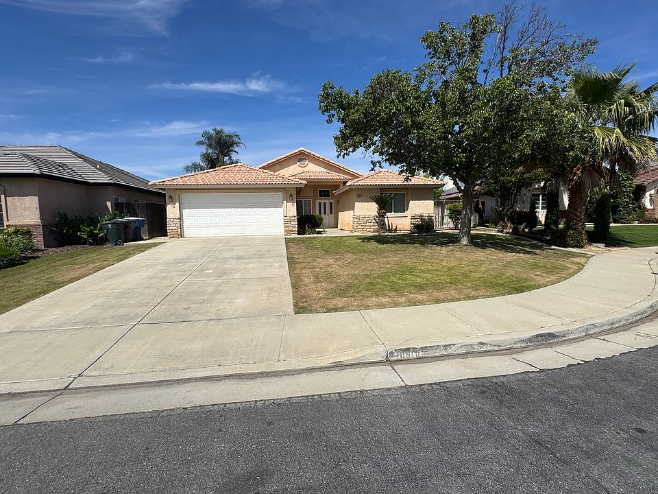 1st image of 10910 New Forest Dr