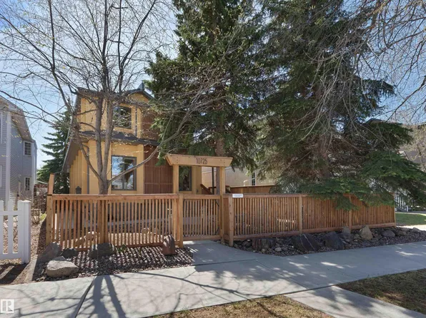 10725 University Ave NW, Edmonton, AB T6E 4P8