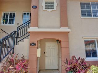 3516 Briar Bay Blvd APT 103, Royal Palm Beach, FL 33411