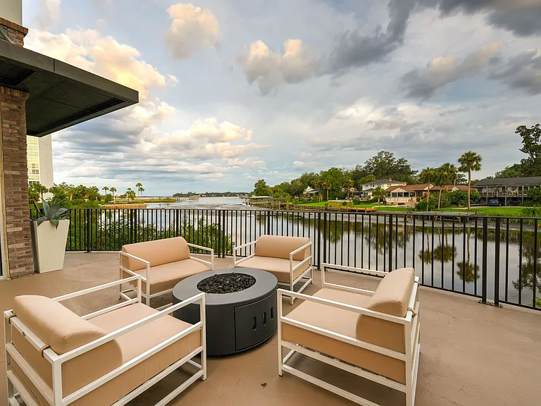 Rivervue Avondale — Photo 14