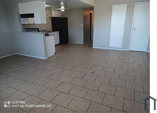 2nd image of 4243 Zavala St #4