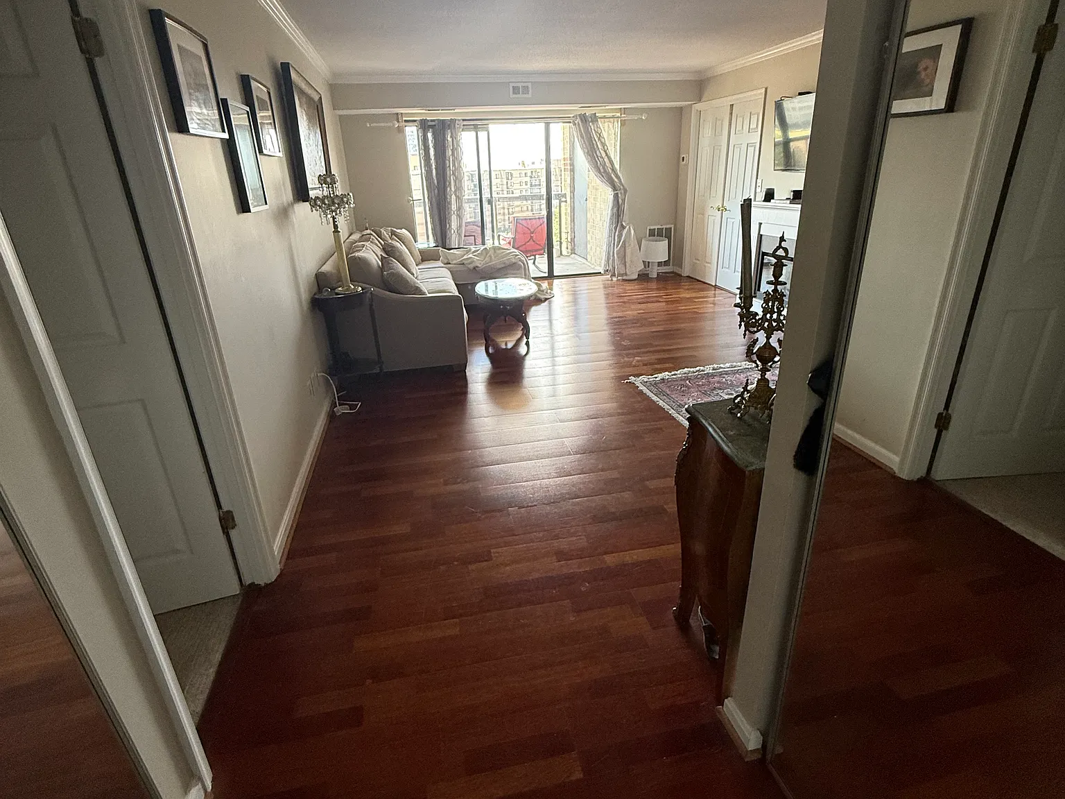 2 bed, 1132 sqft, $2,950 — Photo 2