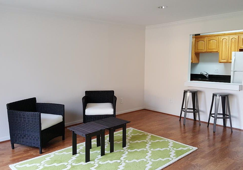 1st image of 3101 S Manchester St APT 909