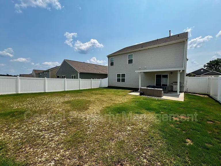 27 Oak Edge Ln — Photo 20