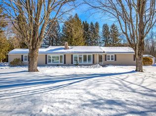 6 Brooklawn Rd, Wilbraham, MA 01095