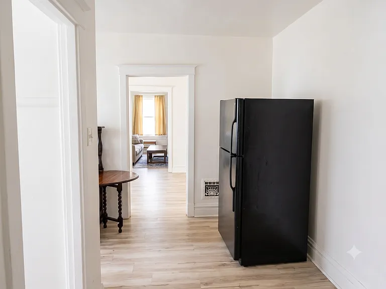 4948 Cote Brilliante Ave #2F — Photo 6
