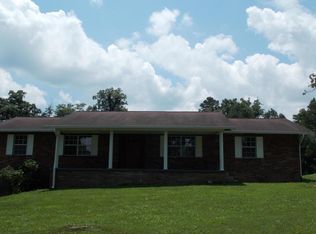 665 West Ln, Lenoir City, TN 37771