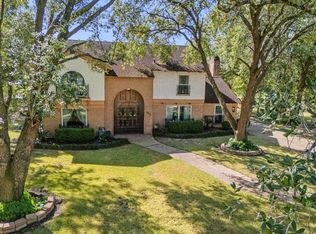 545 Robert E Lee Dr, Conroe, TX 77302