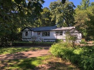 907 Kentucky Ave, Signal Mountain, TN 37377