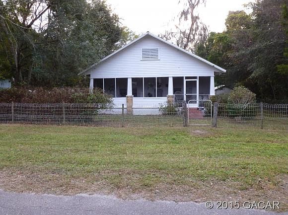 1st image of 1604 NE 191st Ter