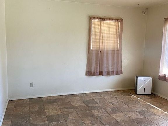 2nd image of 1611 County Road 607