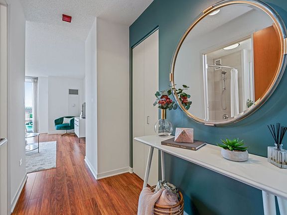 5th image of 550 N Kingsbury St #2108