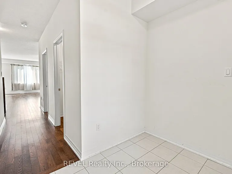 15 Peach St #15 — Photo 5