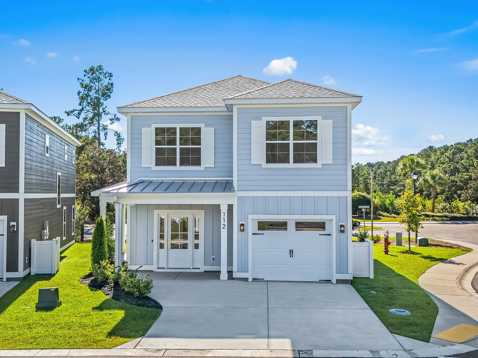 3 bed, 2.5 bath, 2218 sqft, $2,650 — Photo 1