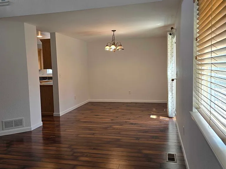 521 Kim Dr — Photo 19
