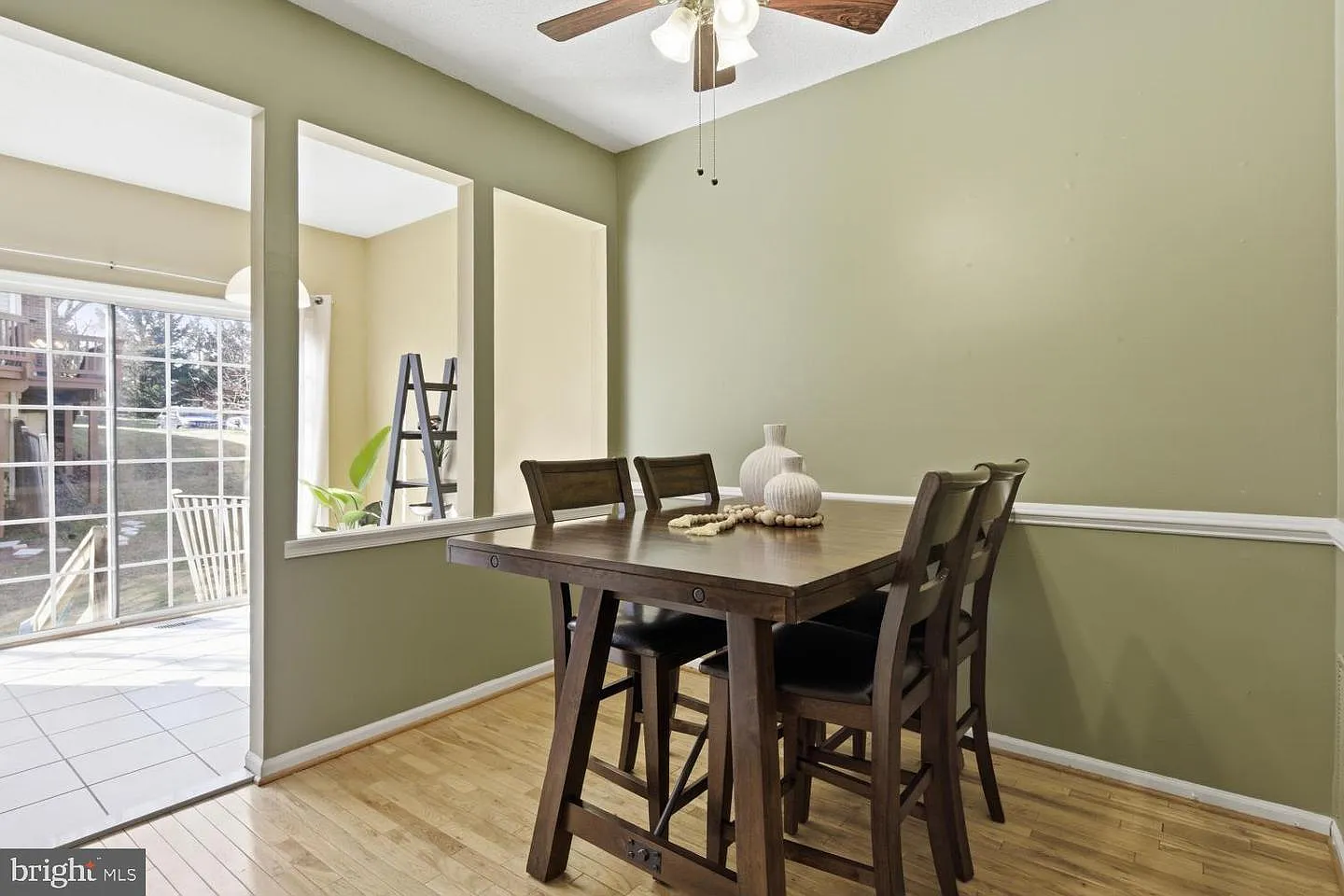 Wedgeway Ct, Fairfax — Photo 2