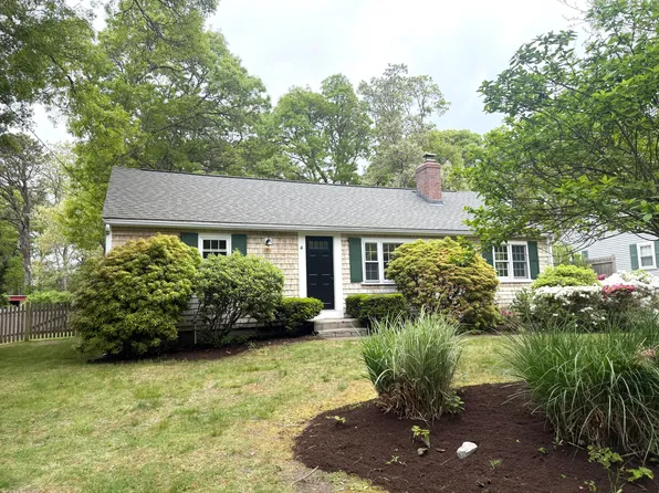 4 Frank Doyle Road, South Dennis, MA 02660