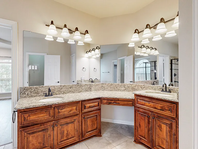 3563A Caruth Ln — Photo 41