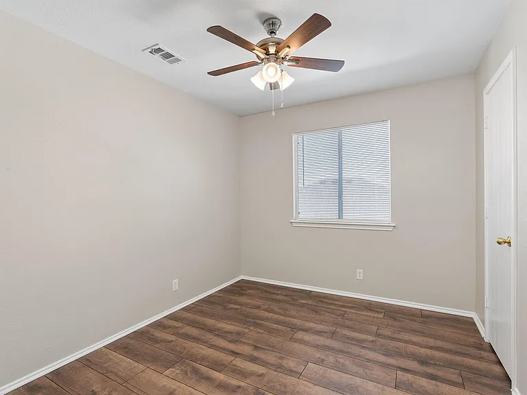 403 Lakemont Dr — Photo 23