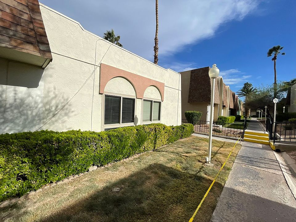 1st image of 3451 Garden East Dr