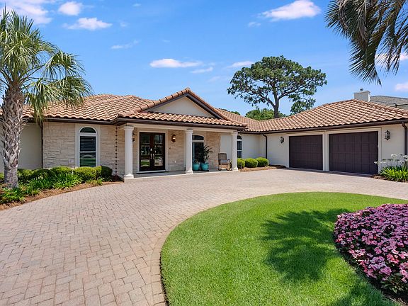 5th image of 3206 Bay Estates Cir