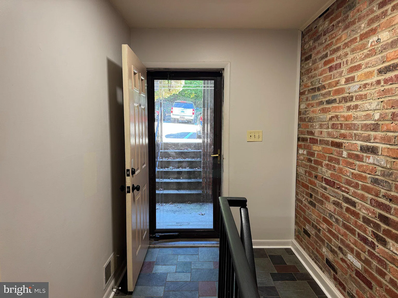 2 bed, 2.5 bath, 1394 sqft, $2,500 — Photo 4