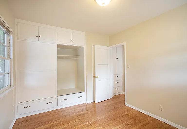 1803 Huntington Dr — Photo 12