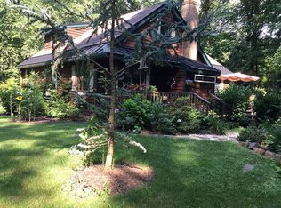 8093 Covered Bridge Rd, Quakertown, PA 18951