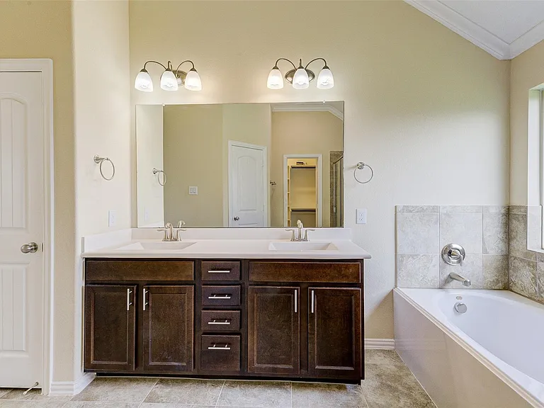 11206 Leila Park Ct — Photo 20