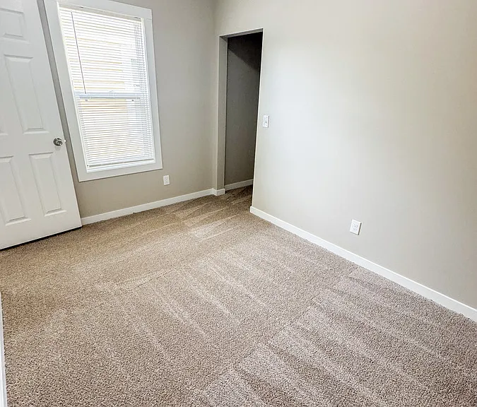 946 Muskegon Ave NW #4 — Photo 15