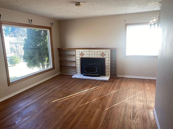 Living Room w/ wood stove