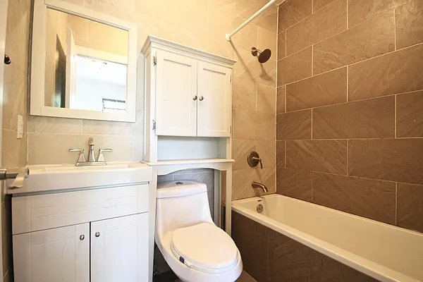 Rented by Makover Group Inc | media 55