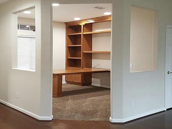 2nd image of 7833 Primm Valley Ct