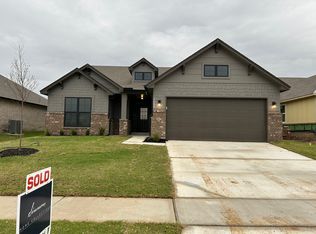 3608 W Edgewater St, Broken Arrow, OK 74012