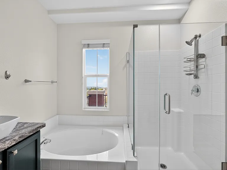 1357 Sky Ridge Ct — Photo 20